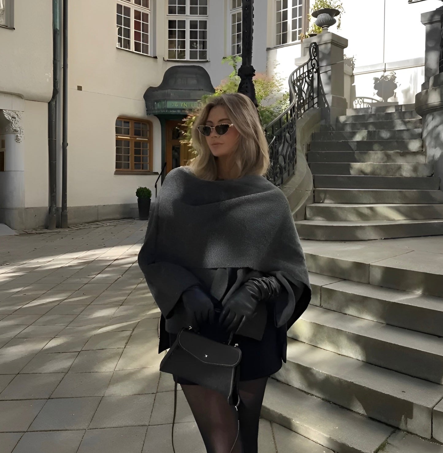 CAPE JACKET